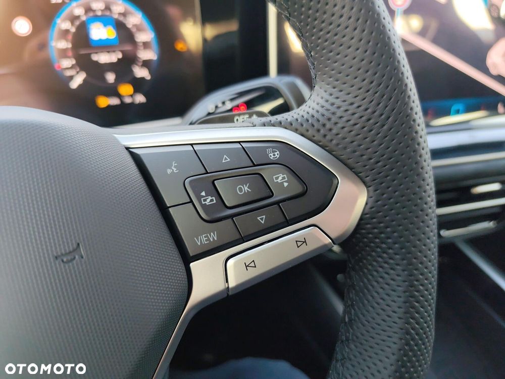 Volkswagen Passat - 18