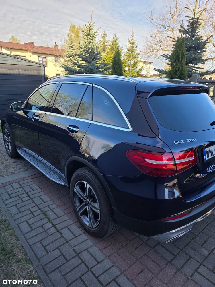 Mercedes-Benz GLC 300 4Matic 9G-TRONIC - 3