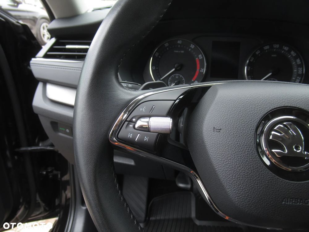 Skoda Octavia 1.5 TSI e-Tec Ambition DSG - 13
