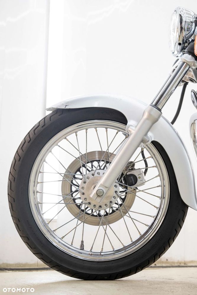 Suzuki Intruder - 28