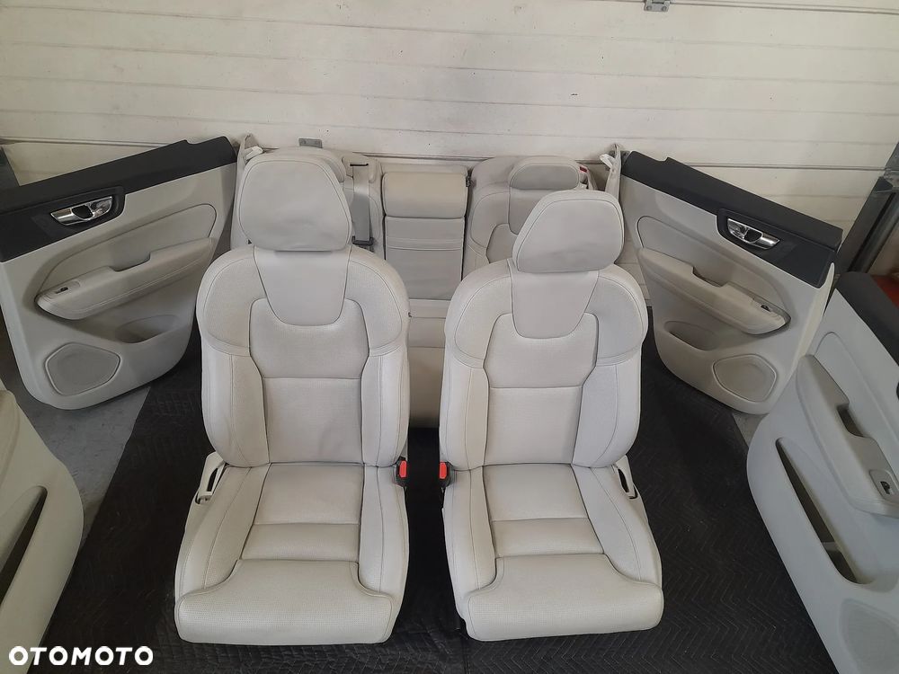 Fotele kanapa boczki komplet Volvo xc60 II inscription 2019R uk - 15