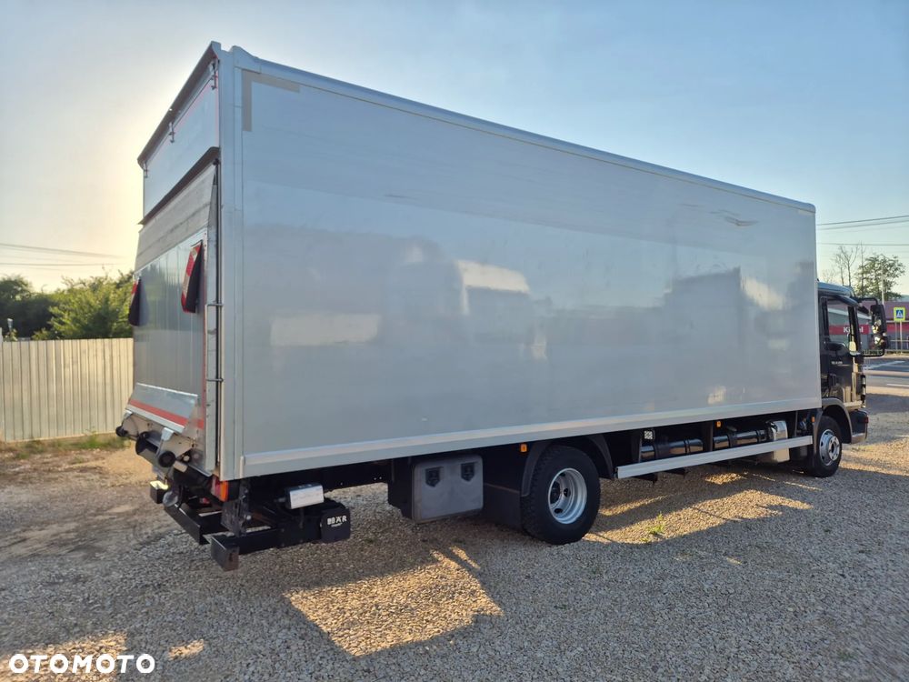 MAN TGL 12.250 3 osobowy oryginał 6.2m 7.3m HAK AUTOMAT KLIMA 12000kg ESP EURO 6 / TOP STAN / okazja nauka jazdy MOŻLIWOŚĆ DOSTOSOWANIA elka - 8