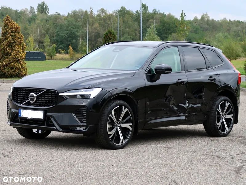 Volvo XC 60 B5 B AWD Plus Dark - 4