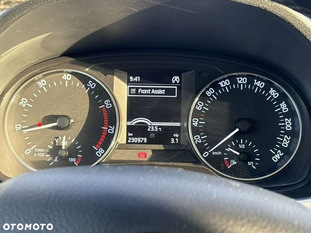 Skoda Fabia 1.0 MPI Edition - 23