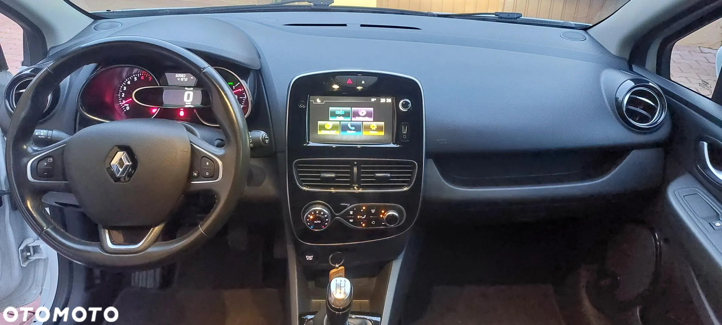 Renault Clio 0.9 Energy TCe Intens - 8