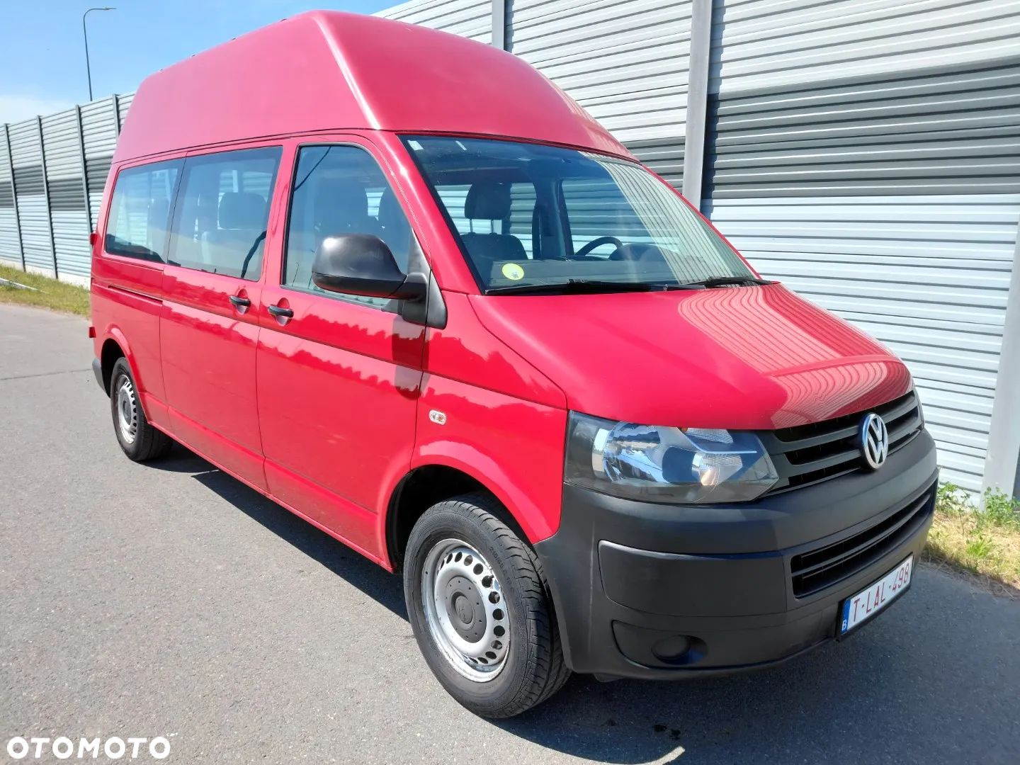 Volkswagen Transporter - 1