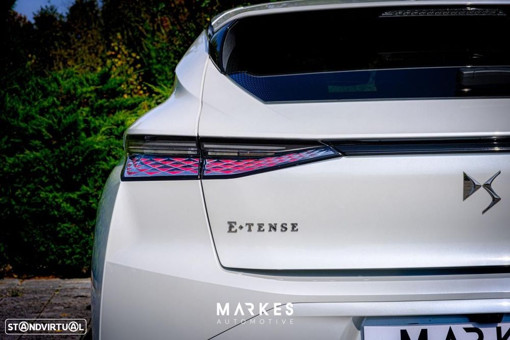 DS DS4 E-Tense Performance Line EAT8 - 9