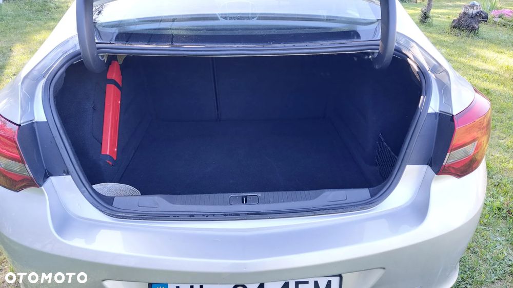 Opel Astra 1.4 T Active EU6 - 14