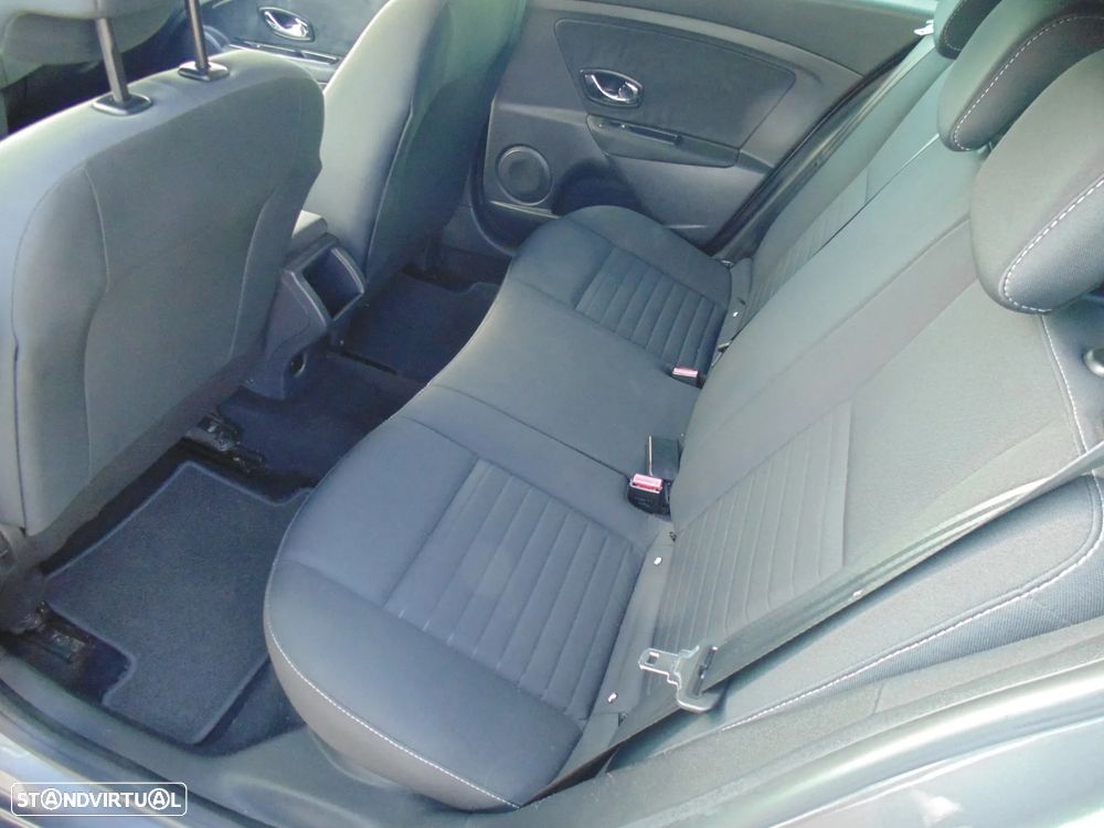 Renault Mégane Sport Tourer 1.5 dCi Limited SS - 21