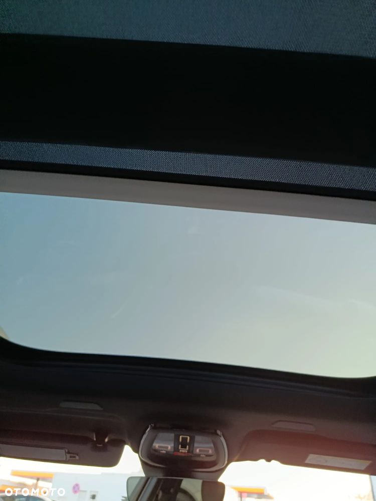 Volvo V60 T8 AWD Plug-In Hybrid Ultimate Dark - 24