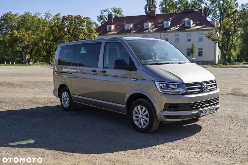 Volkswagen Multivan - 8