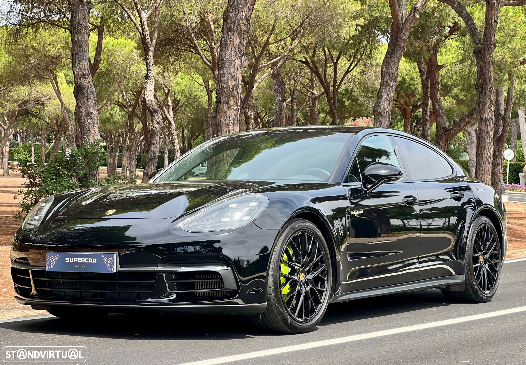 Porsche Panamera 4 E-Hybrid - 21