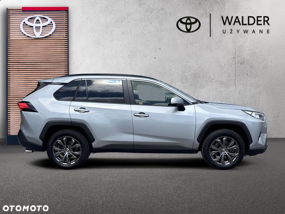 Toyota RAV4 - 4