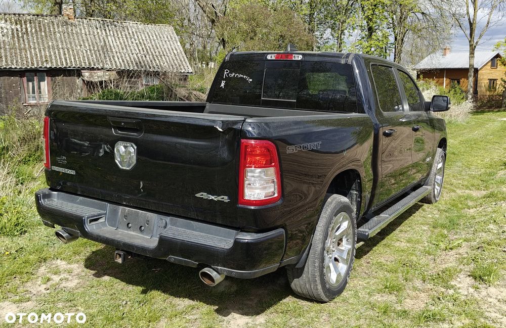 RAM 1500 5.7 Crew Cab Bighorn - 18