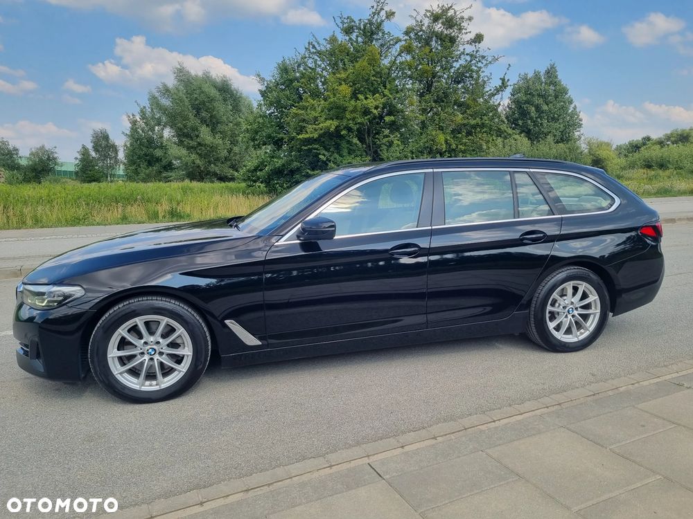 BMW Seria 5 518d mHEV - 2
