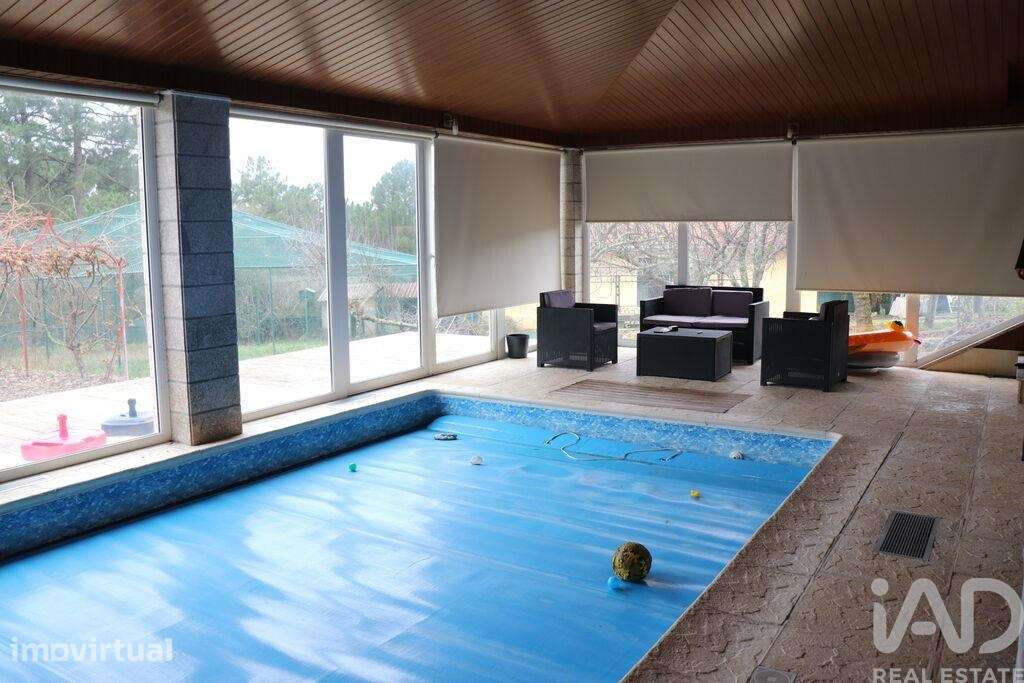 Casa T5 em Adoufe e Vilarinho de Samardã de 644,00 m2 - Grande imagem: 3/30
