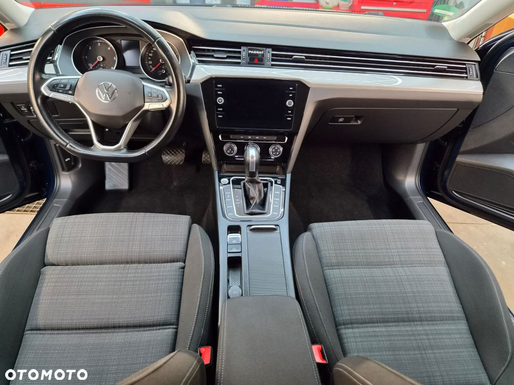 Volkswagen Passat 2.0 TDI EVO Business DSG - 11