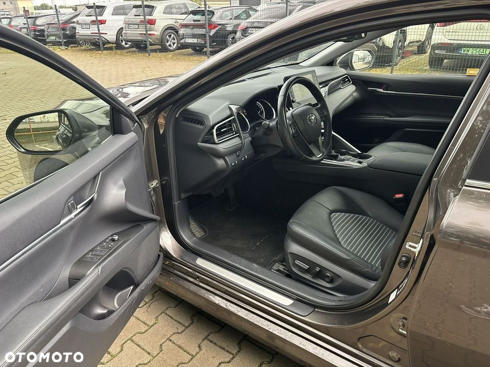 Toyota Camry 2.5 Hybrid Prestige CVT - 11