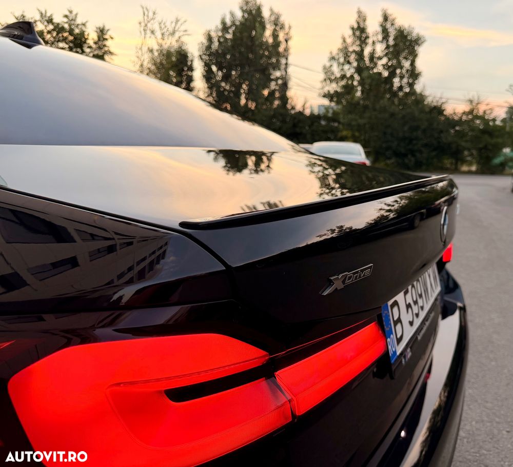 BMW M5 M550i xDrive AT - 13