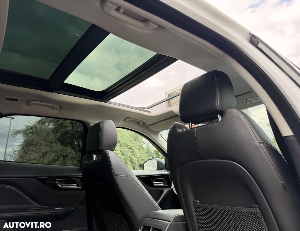 Jaguar F-Pace 20d AWD R-Sport - 12
