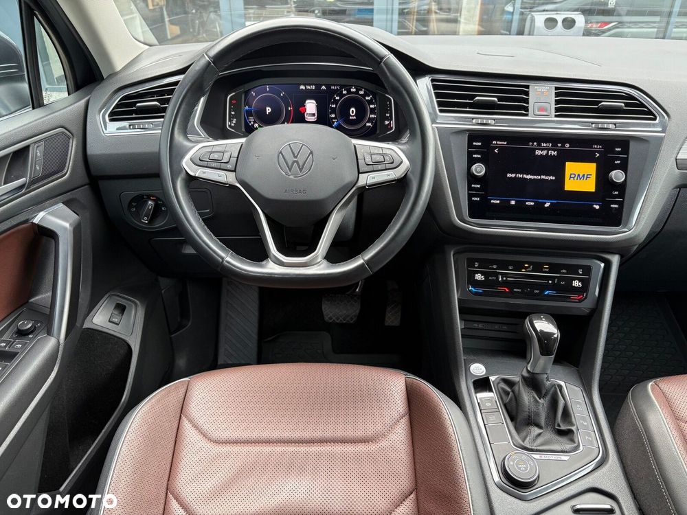Volkswagen Tiguan Allspace - 11