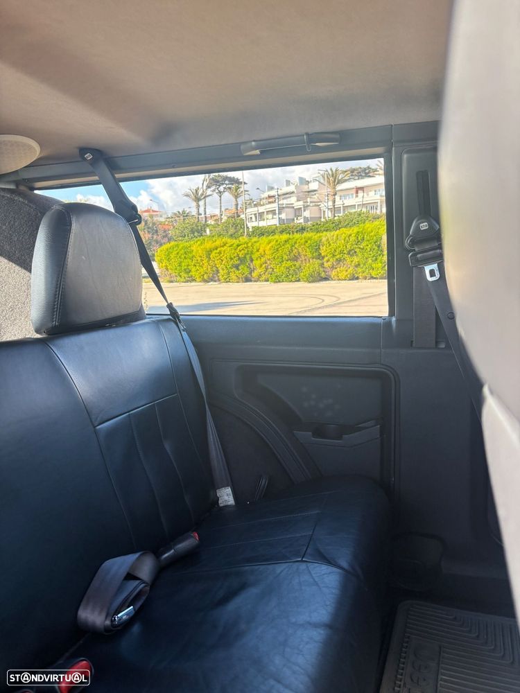 Jeep Cherokee 2.5 TD Base - 34