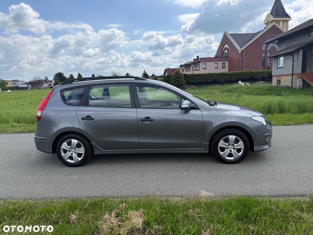Hyundai i30 1.4 Edition Plus - 4