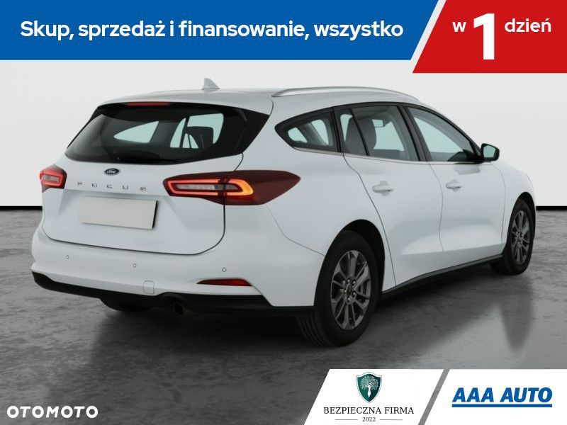Ford Focus SW - 7