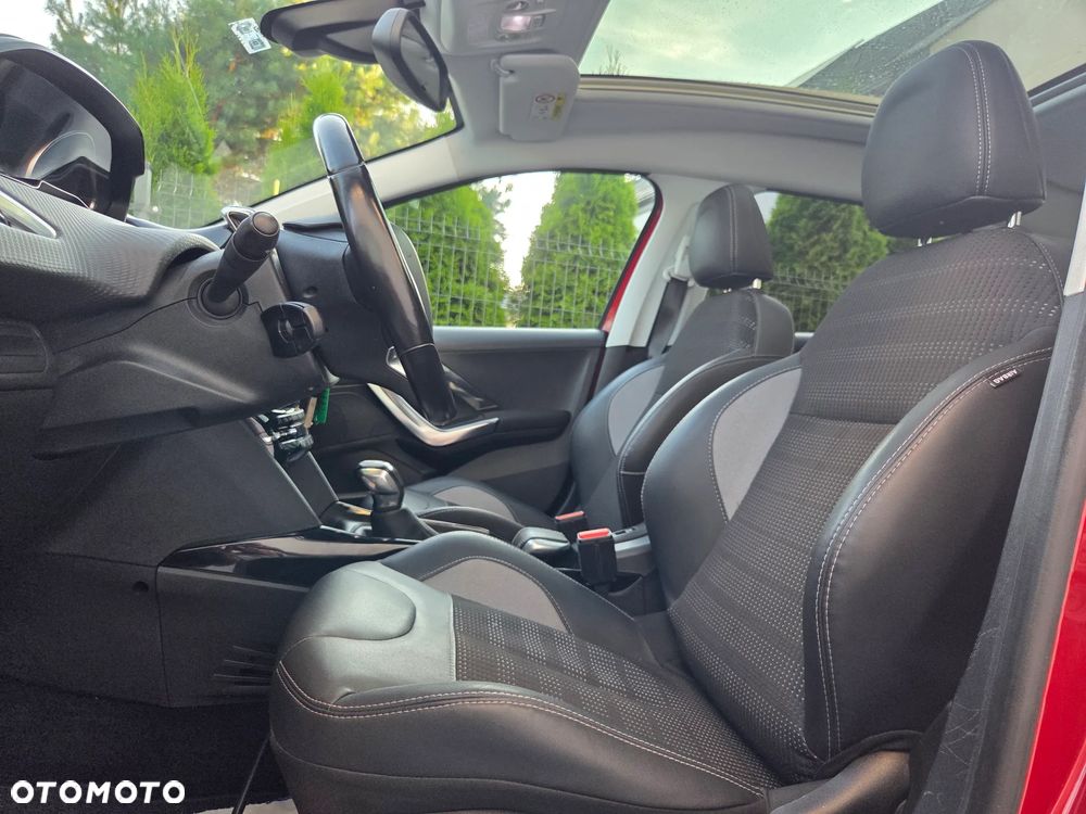 Peugeot 2008 1.6 BlueHDi Crossway - 24