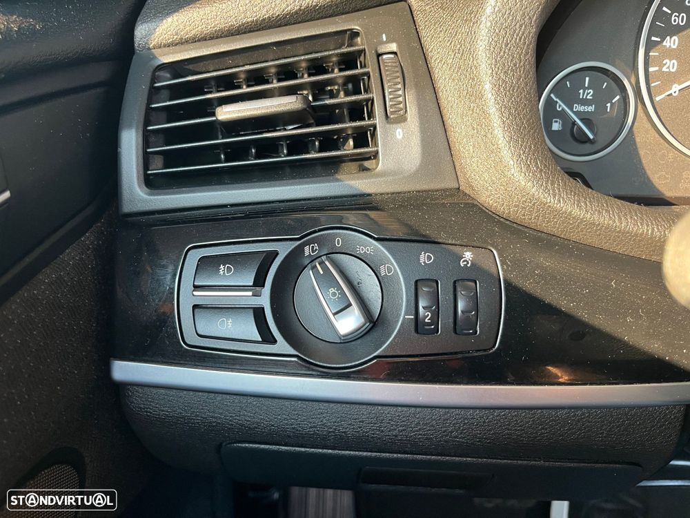 BMW X3 18 d sDrive Auto - 17