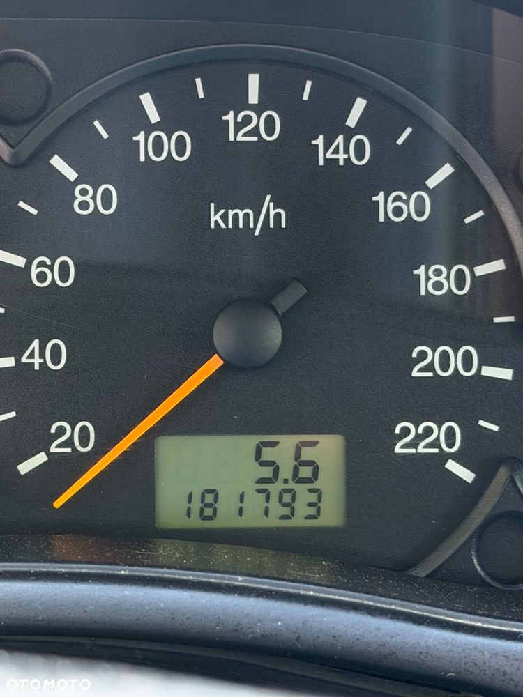Ford Focus 1.8 TDCi Ghia - 9