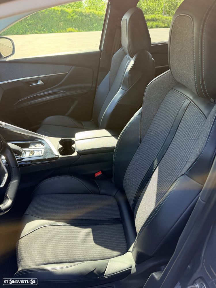 Peugeot 5008 1.5 BlueHDi Allure Pack EAT8 - 10