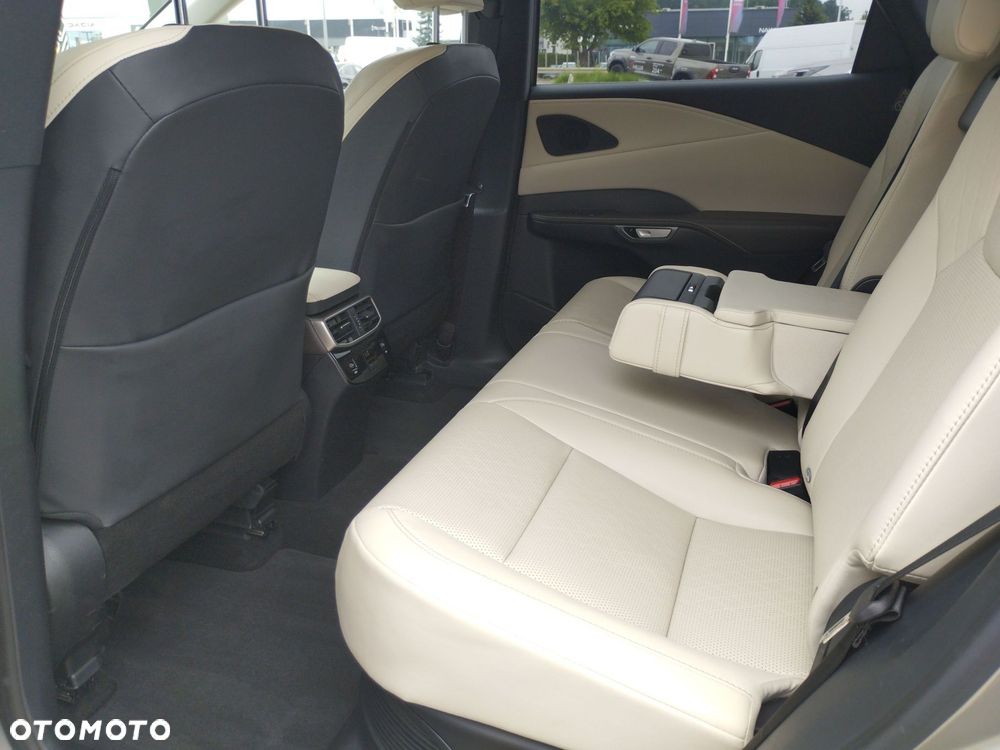 Lexus RX - 12
