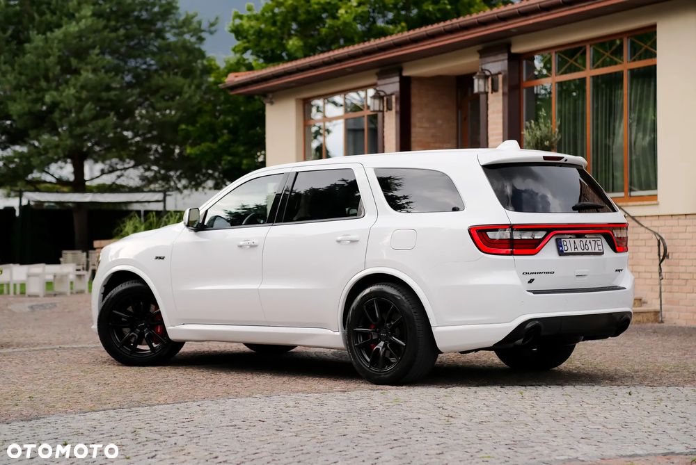 Dodge Durango 6.4 SRT - 11