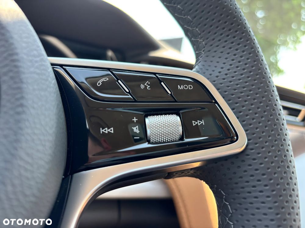 Hongqi H5 2.0T Comfort - 25