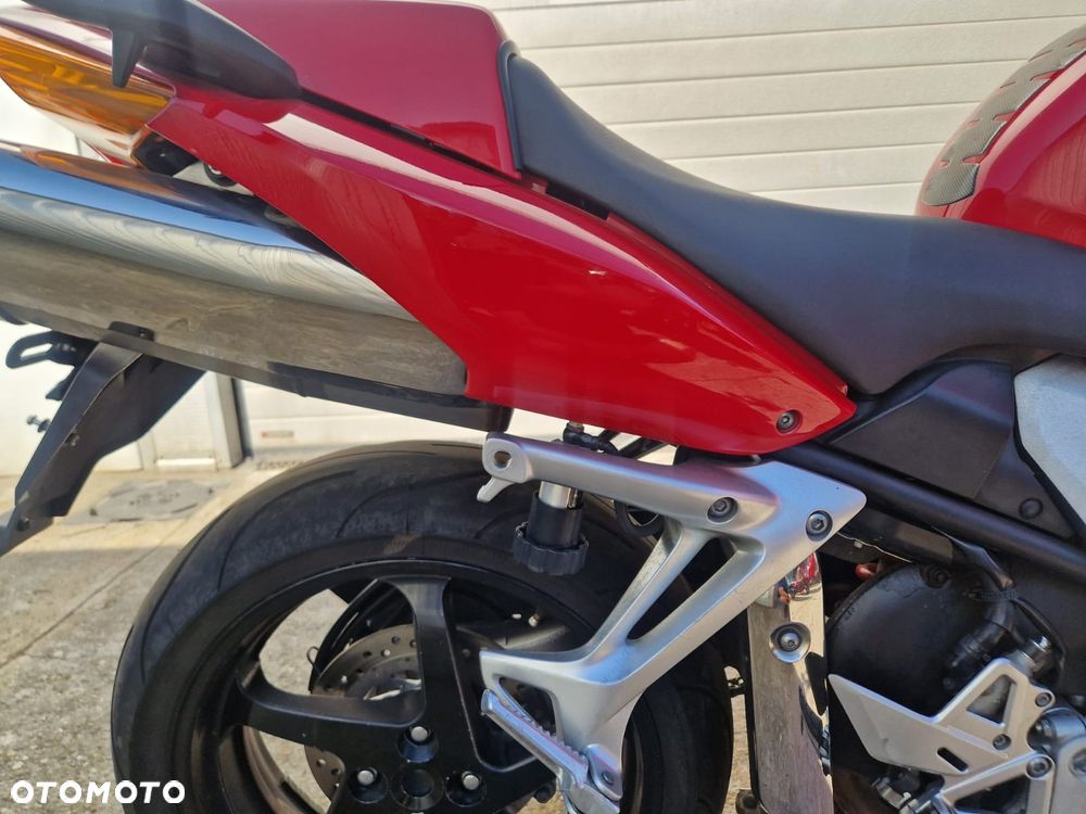 Honda VFR - 7