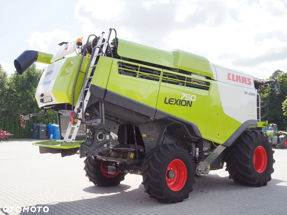 Claas Lexion 750 GPS + V770 - 4