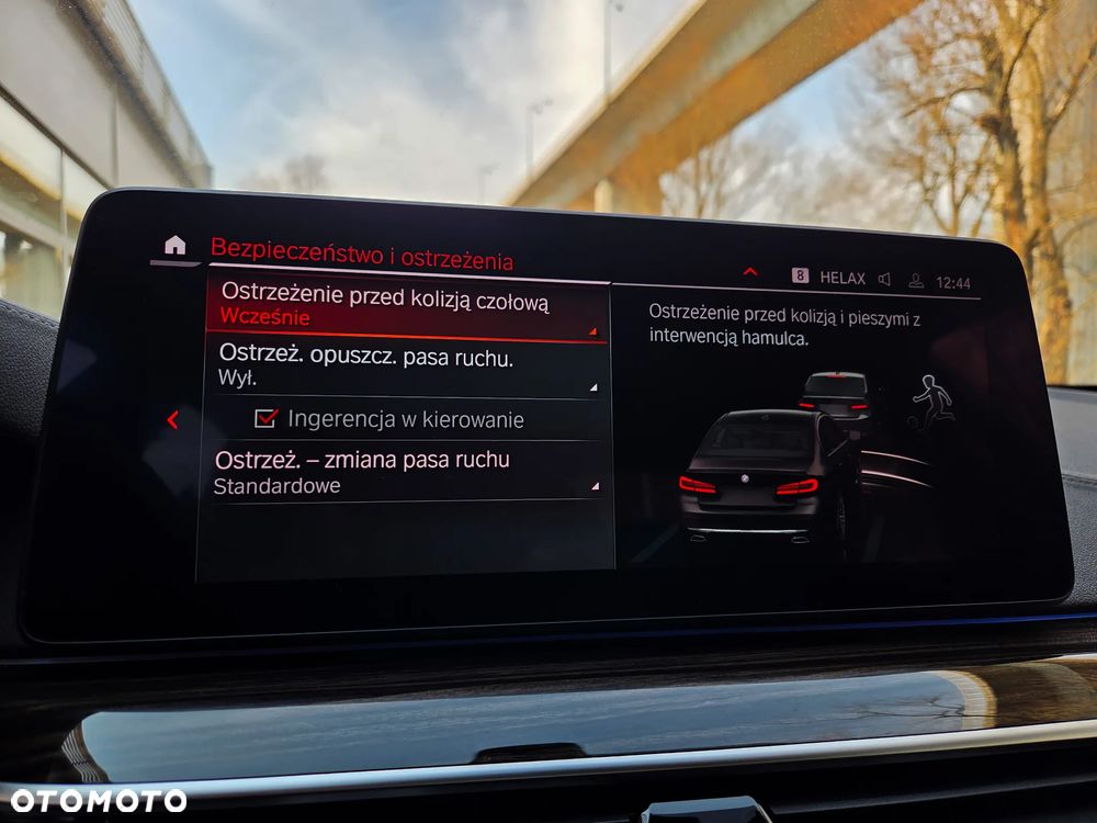 BMW Seria 5 520i Luxury Line sport - 39