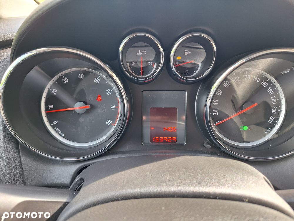 Opel Astra 1.6 - 17
