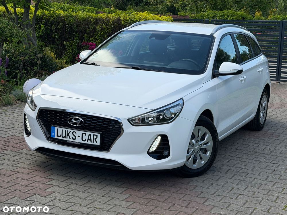 Hyundai i30 blue Kombi 1.4 Trend - 36