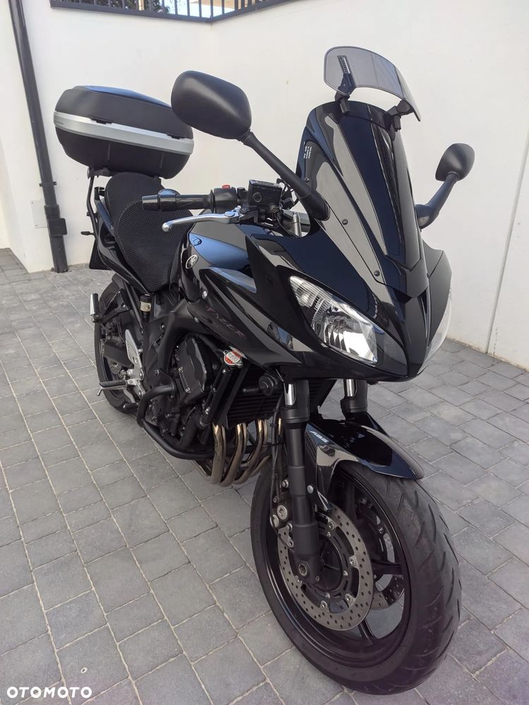 Yamaha FZ6 - 6