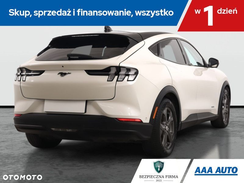 Ford Mustang - 7