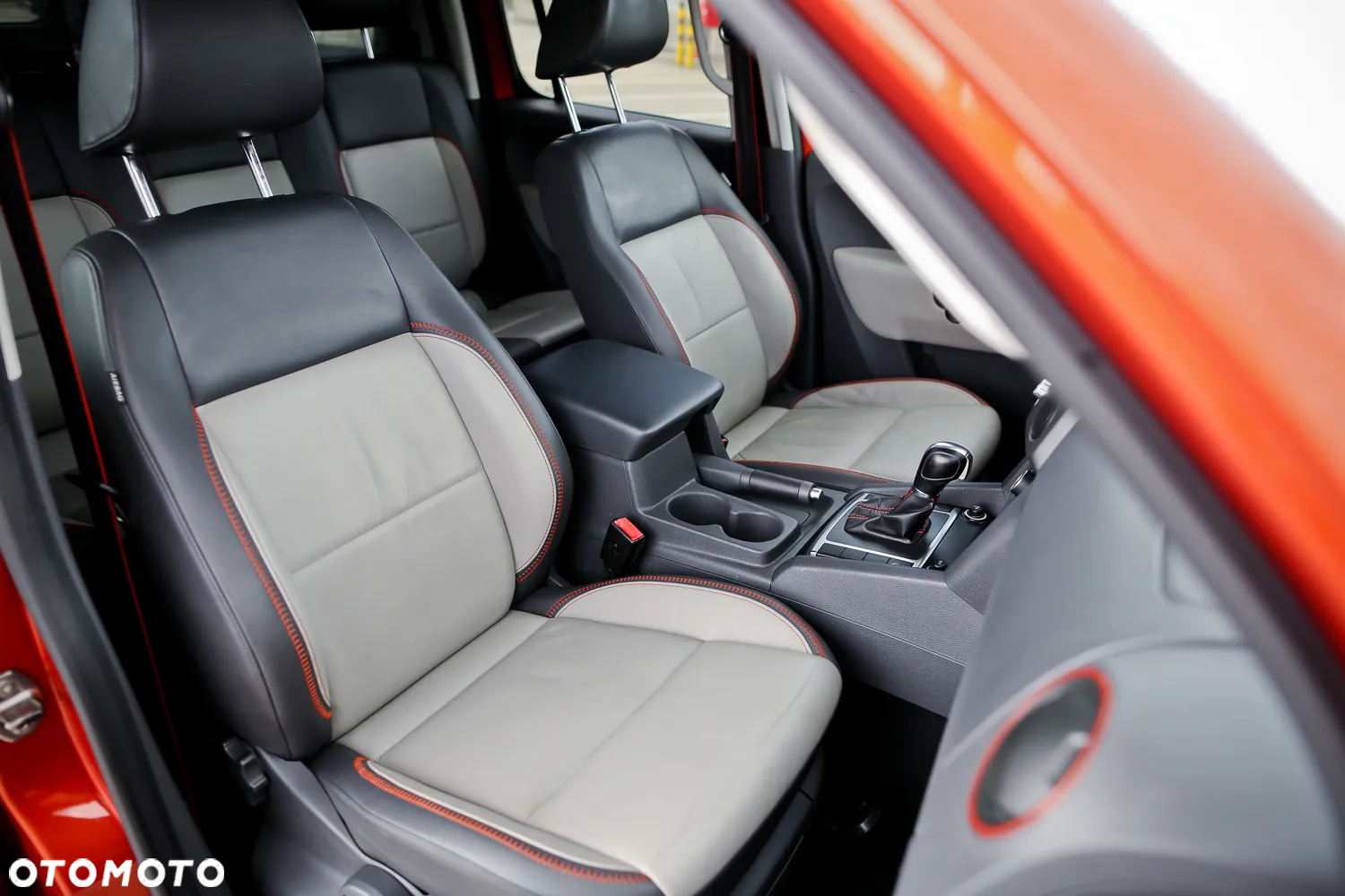 Volkswagen Amarok 2.0 BiTDI 4MOTION Autm Canyon - 24