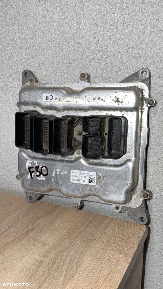 BMW F30 KOMPUTER SILNIKA STEROWNIK DME 8604210 - 1