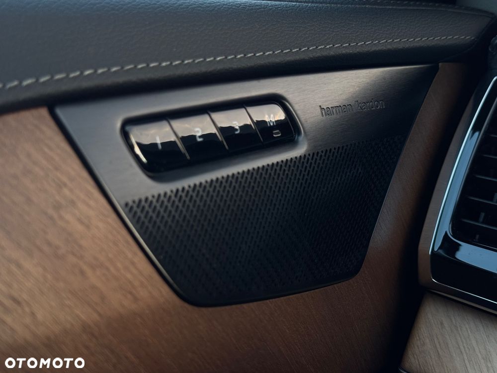 Volvo XC 90 T8 AWD Twin Engine Geartronic Inscription - 24