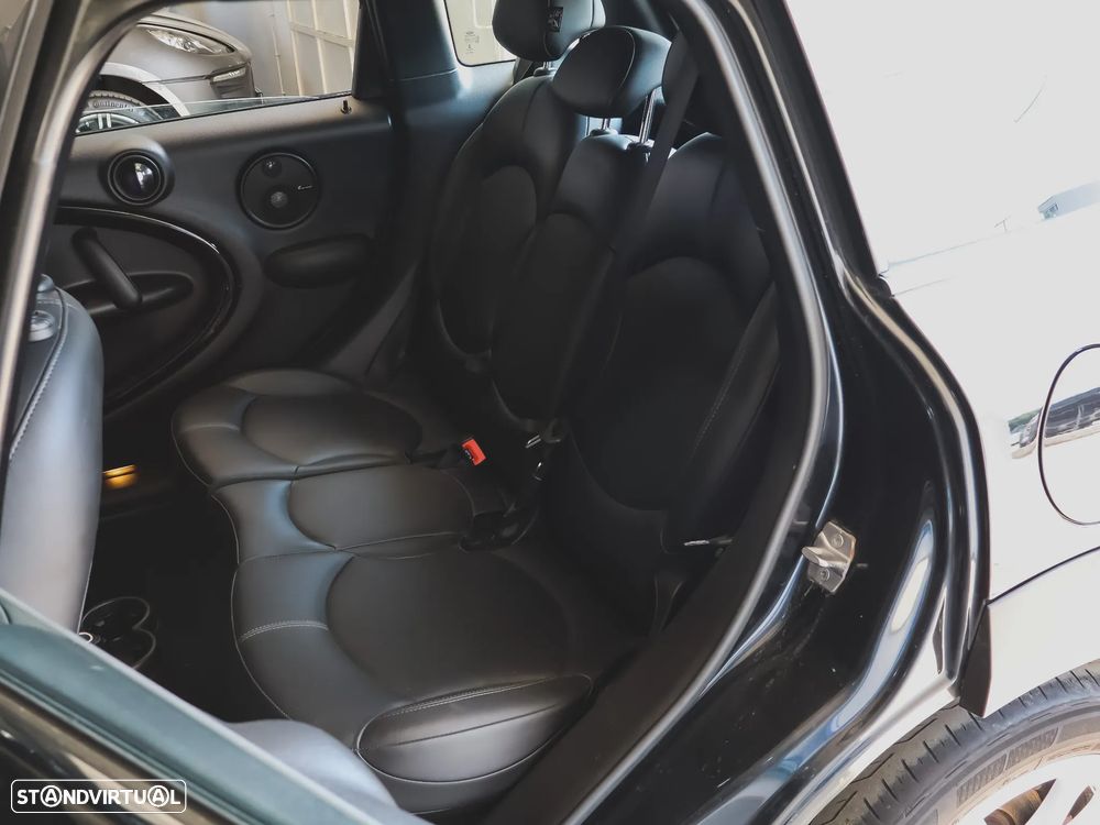 MINI Countryman Cooper D - 30