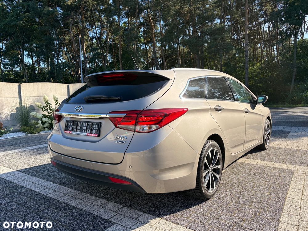Hyundai i40 Kombi 1.7 CRDi DCT Trend - 6