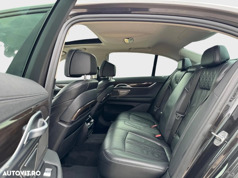BMW Seria 7 730d - 9