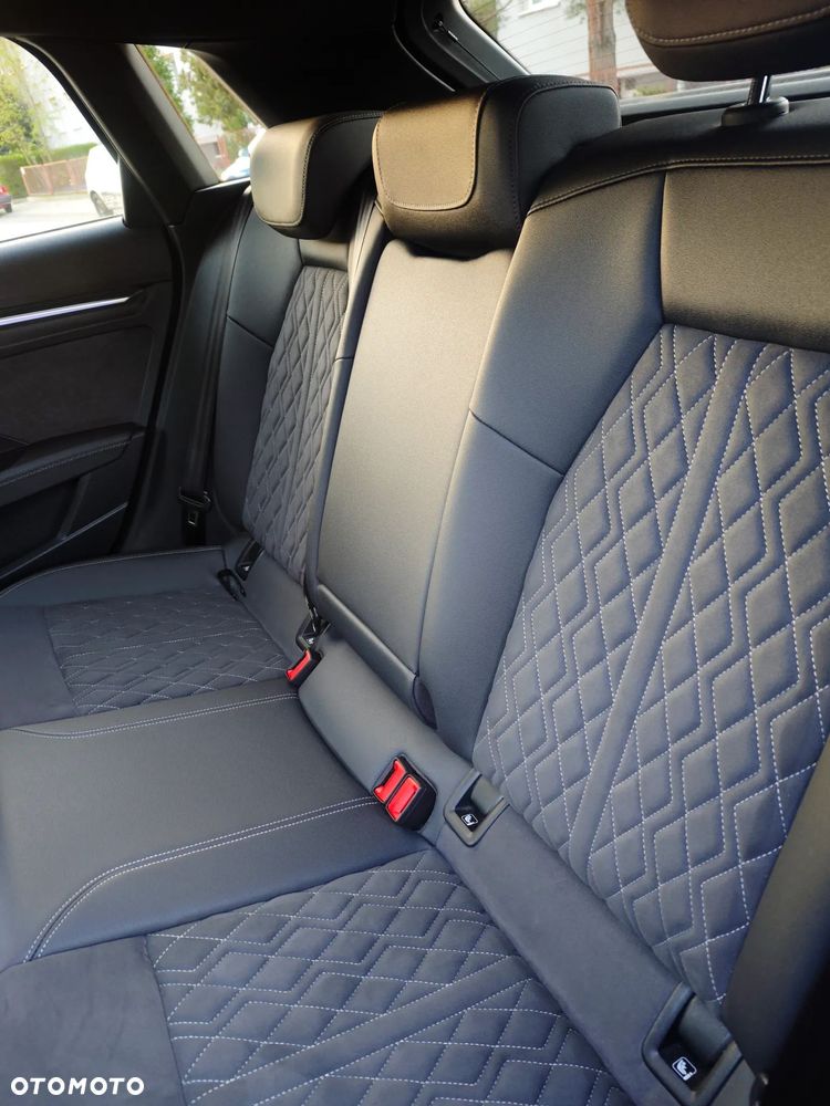 Audi A3 Sportback - 12