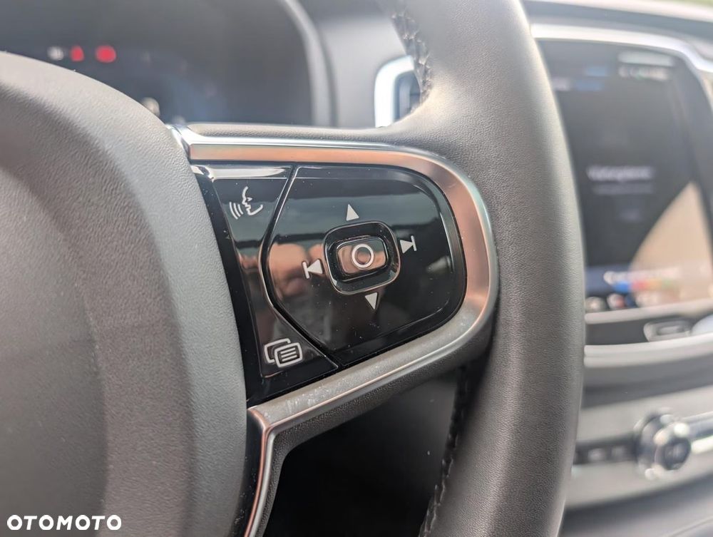 Volvo XC 90 B5 D AWD Ultimate Bright 7os - 18